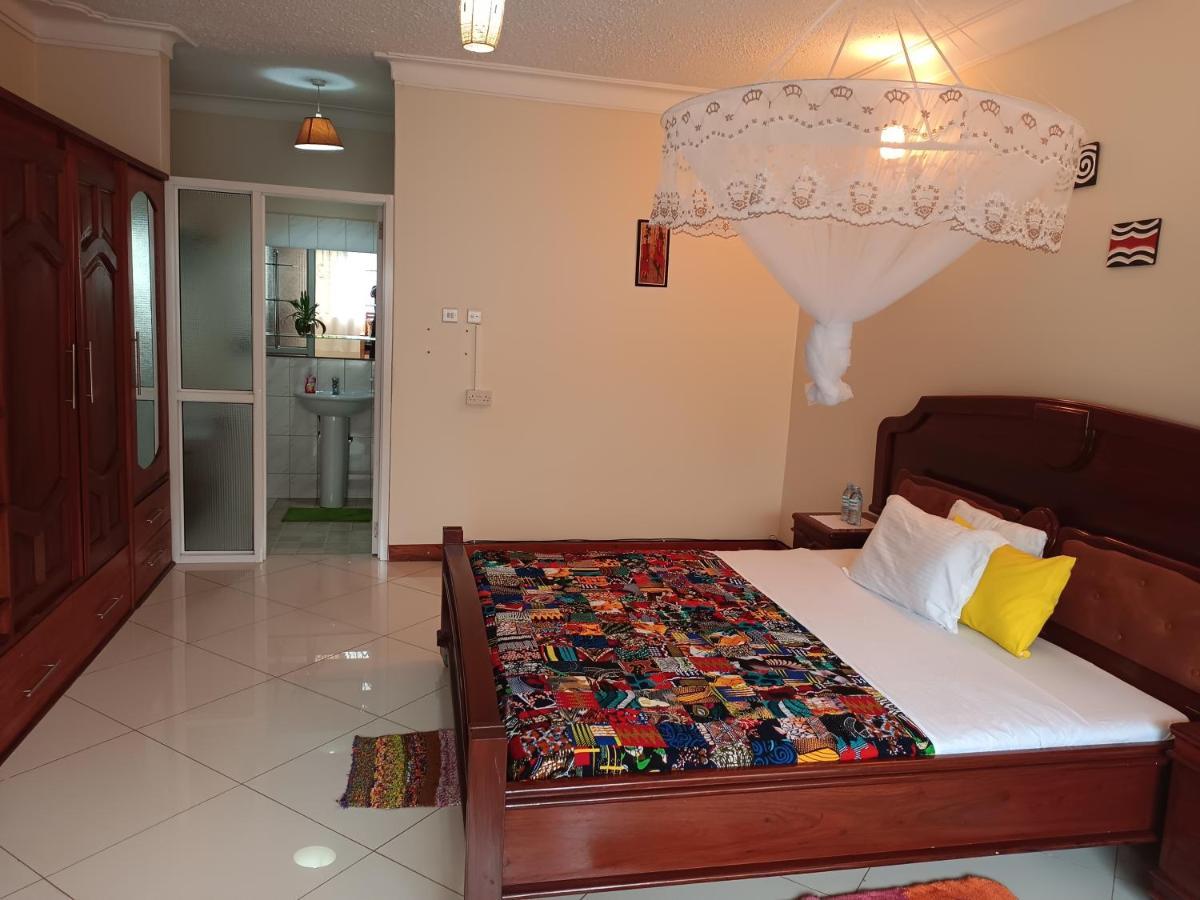 Aivilo Home Entebbe Bagian luar foto